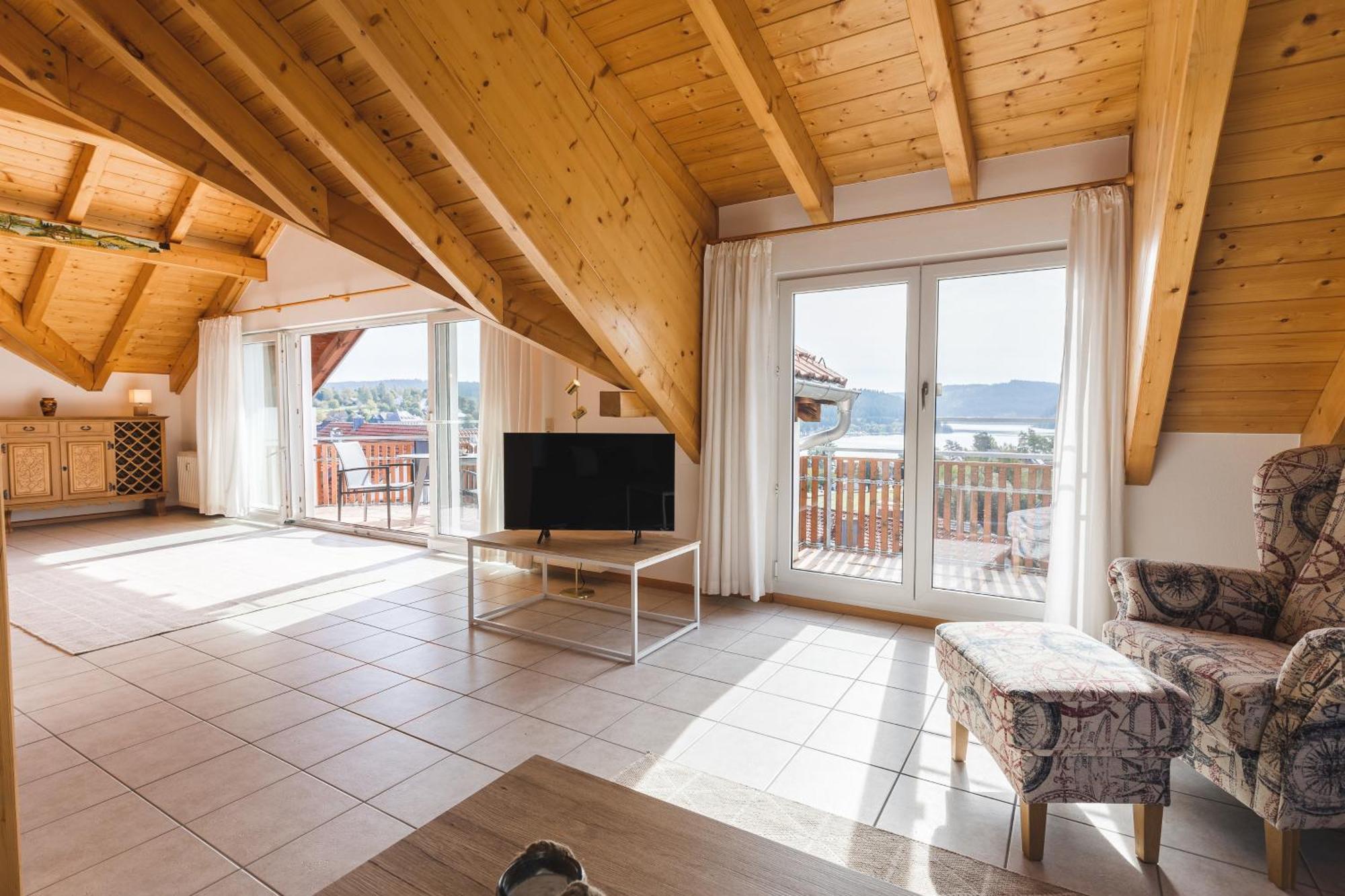Seeglueck Mit Grosszuegigem Suedbalkon Und Herrlichem Seeblick Apartment Schluchsee